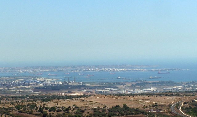 Bonifica della rada di Augusta, il presidente Musumeci scrive al ministro Costa: "Fondamentale il completamento degli interventi"