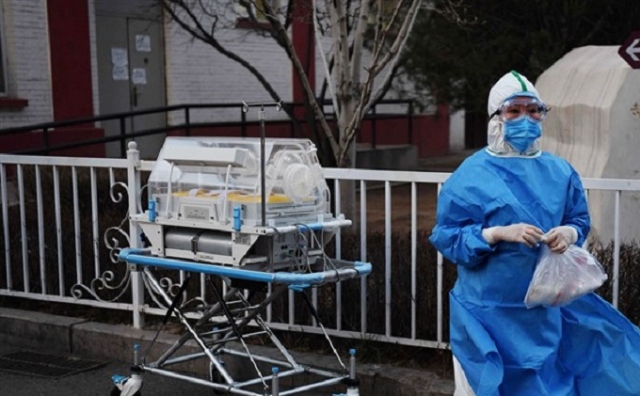 200221-coronavirus-medical-worker-china-se-1244p_500dc81c34931b3ef98cf852cf01498e