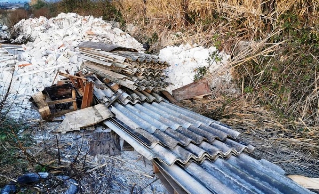 Siracusa, discarica abusiva all'interno dell'Autodromo: denunciati in 2