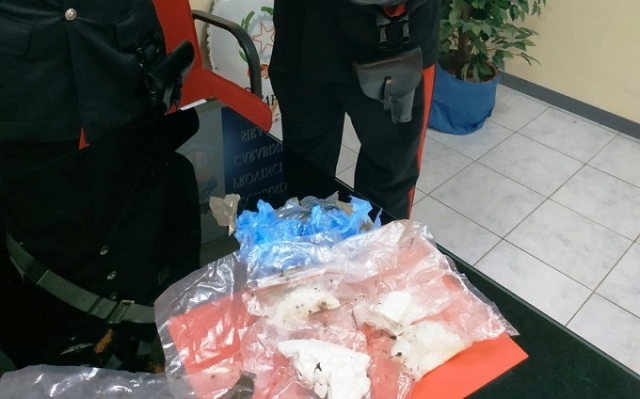 Siracusa, cocaina in auto in viale Tunisi: arrestati due uomini