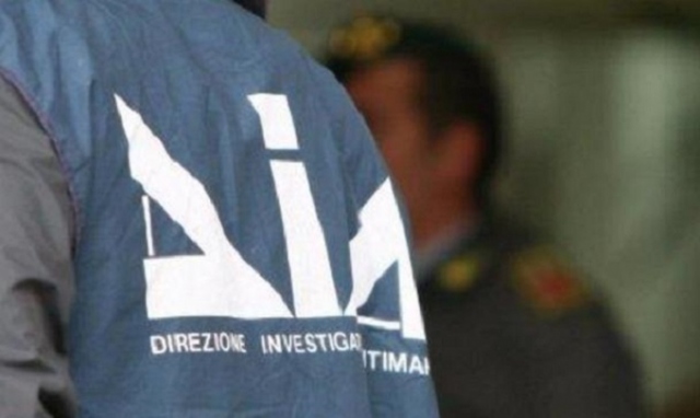 Napoli, la Dia confisca beni per 100 milioni a imprenditore