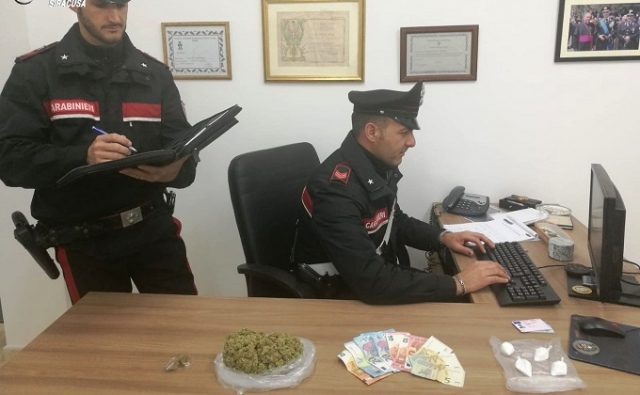 Augusta, nascondevano in auto cocaina e marijuana: arrestati per spaccio