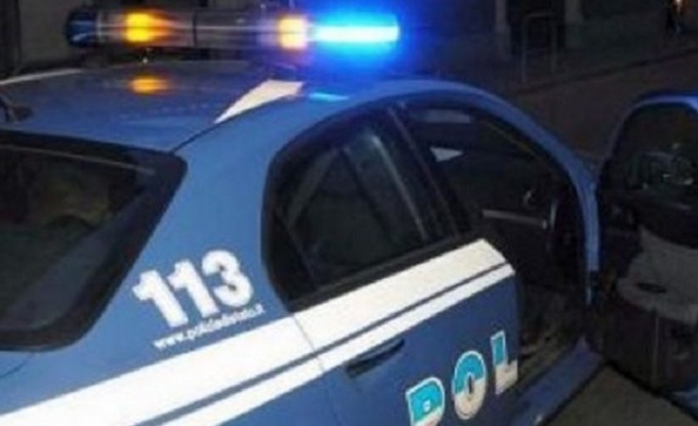 Noto, furto in negozio di abbigliamento: denunciato 21enne