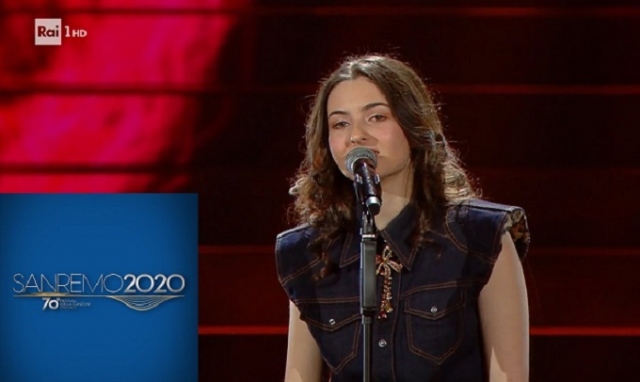 Sanremo, Tecla Insolia è in semifinale nelle nuove proposte. VIDEO