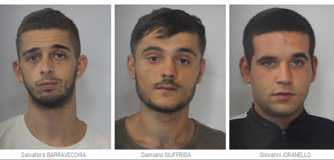 Augusta, sventata piazza di spaccio organizzata anche dagli arresti domiciliari: arrestati in tre. VIDEO 1 Arresti augusta