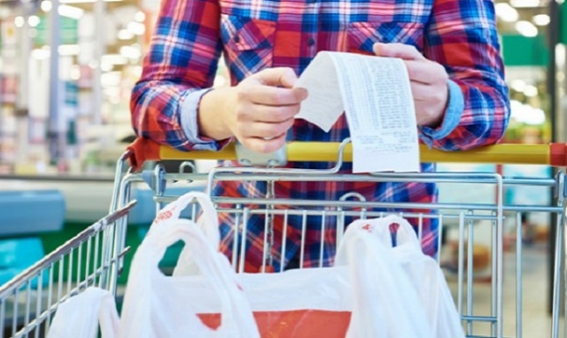 Coronavirus, Confcommercio: "52 miliardi in meno di consumi"