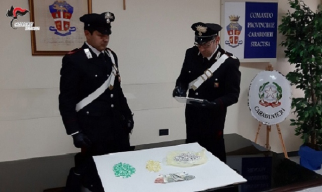 Siracusa, blitz in via Italia 103: un arresto per spaccio