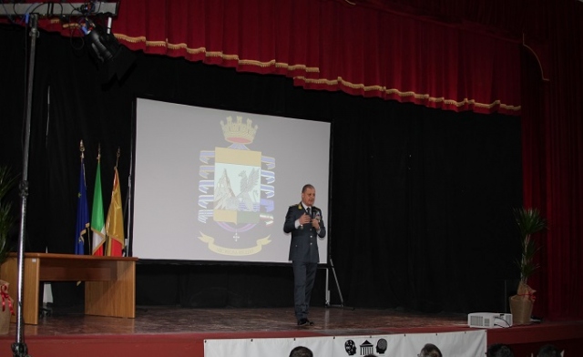 Augusta, Educazione alla legalità economica: il generale Zafarana ha incontrato gli studenti del Liceo Megara