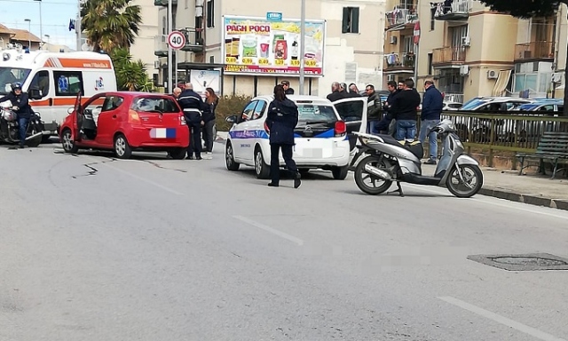 Siracusa, incidente in via Antonello Da Messina: un ferito