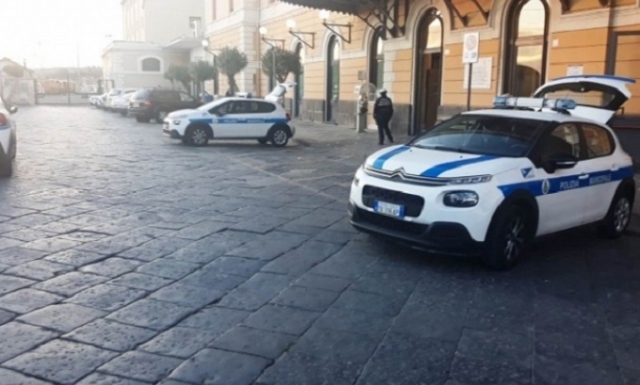 Siracusa, due i treni arrivati oggi alla stazione: sono partiti da Roma e Milano. A terra circa 20 passeggeri