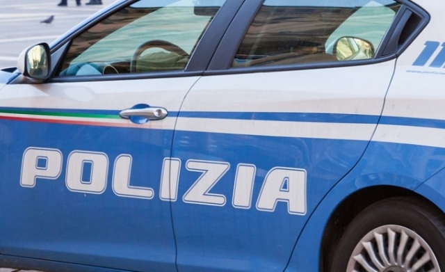 Siracusa, perseguita l'ex e picchia la figlia: divieto di avvicinamento