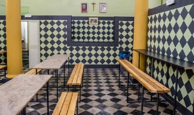 Siracusa, appello della Caritas: "Abbiamo bisogno urgente di volontari"