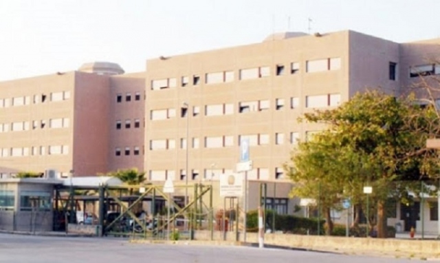 Siracusa, tornata la quiete a Cavadonna: il laboratorio avvia la realizzazione di mascherine