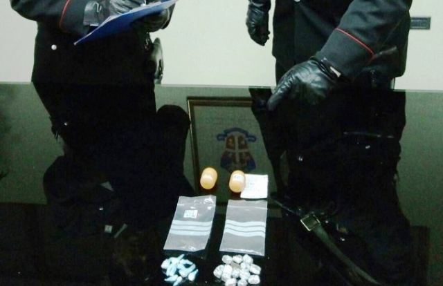 Siracusa, cocaina a domicilio: arrestato un corriere 21enne