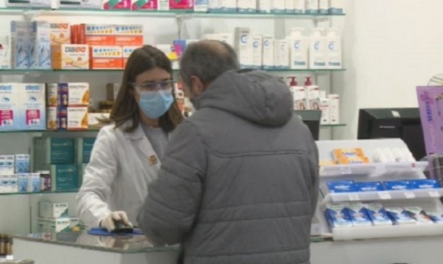 Coronavirus, nuovo decreto che blocca le attività non essenziali: ecco chi rimane aperto e chi chiude