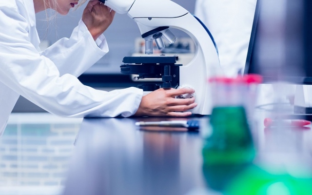 Siracusa, presunti ritardi nei tamponi: Vera Carasi chiede di incontrare il Prefetto