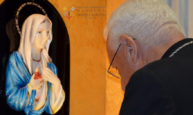 Siracusa, Atto di affidamento della città alla Madonna delle lacrime