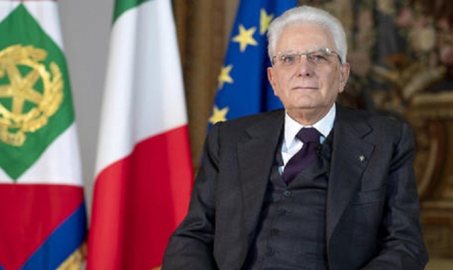 Mattarella alla politica: "'Serve più collaborazione"