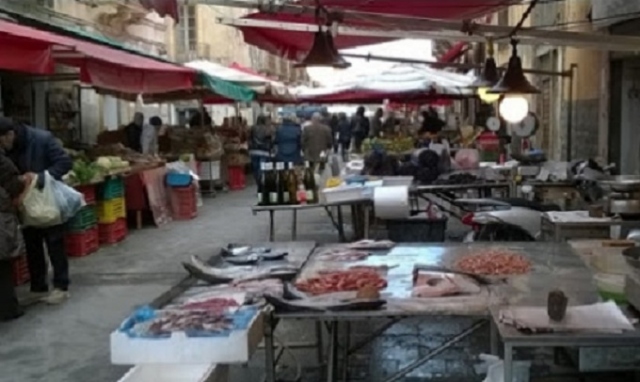 Siracusa, mercati rionali: l'assessore Burti: "Recatevi in quelli più vicini"