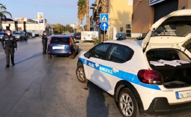 Siracusa, Coronavirus: controlli della Polizia Municipale su strada, al setaccio 1084 persone. 44 denunce