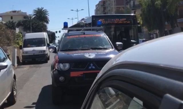 Siracusa, Coronavirus: avvisi vocali itineranti alla cittadinanza: "Restate a casa". VIDEO