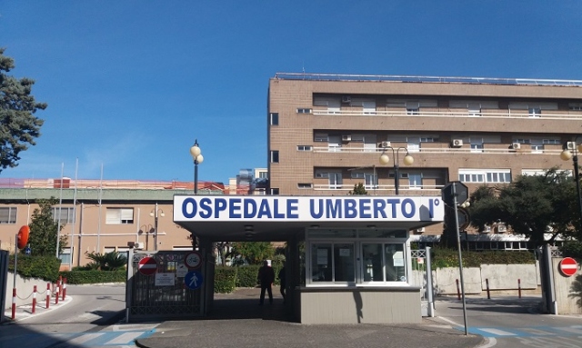 Siracusa, Cgil: "Chiudere il Pronto soccorso e sottoporre al tampone tutto il personale sanitario"