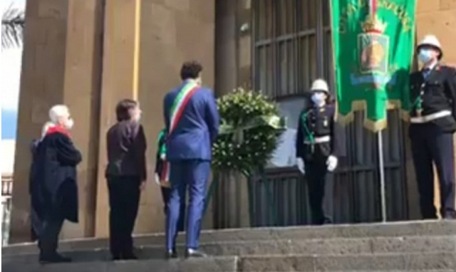 Siracusa, 25 aprile: deposta una corona d'alloro al Pantheon