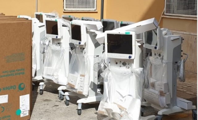 Siracusa, consegnati all'Umberto I quattro ventilatori polmonari donati dal Fondo Sociale ex Eternit