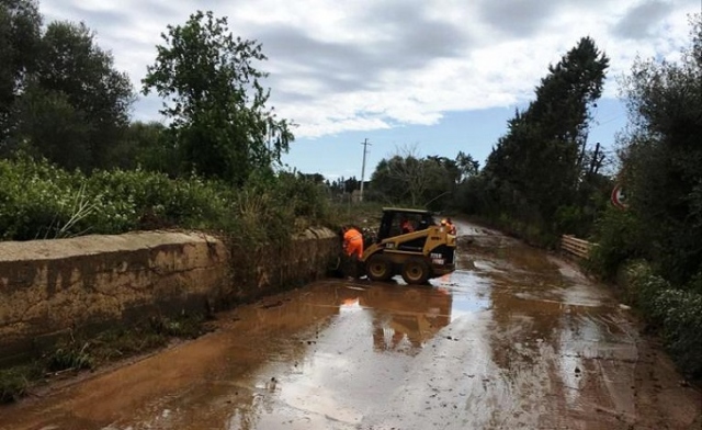 Siracusa, continuano le attività di diserbo sulle strade provinciali