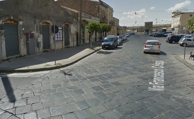 Siracusa, lavori fermi in via Crispi: cambia la viabilità