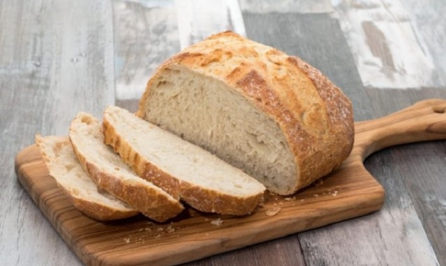 Siracusa, Ucsi dona 50 chili di pane alla Caritas per i più bisognosi