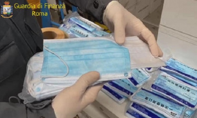 Import illegale di mascherine, smantellato traffico da 5mln di pezzi