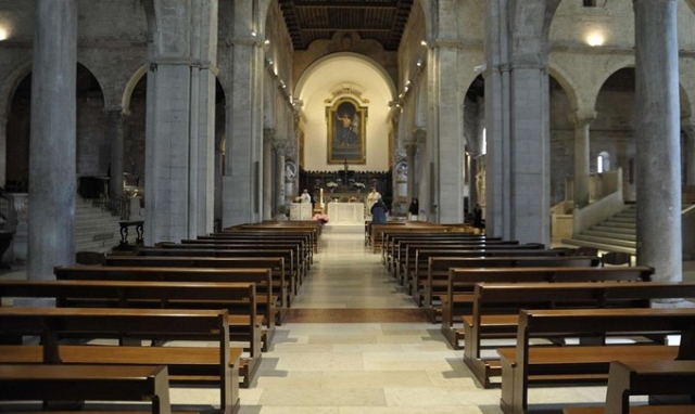 Cei contro decreto Conte sulla Fase 2: 'Si viola libertà di culto'