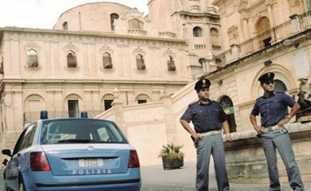 Noto, danneggiano uffici di una cooperativa che si occupa di pulizie: denunciati