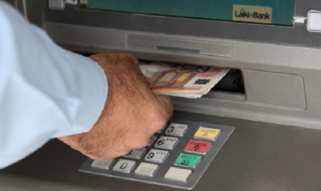 Augusta, anziano denuncia una rapina, ma aveva solo perso il denaro prelevato al bancomat