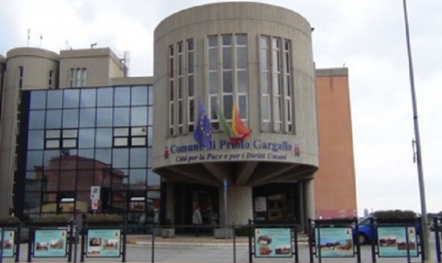 Priolo, emergenza coronavirus: approvate le variazioni di bilancio con altri 570mila euro per le famiglie in difficoltà