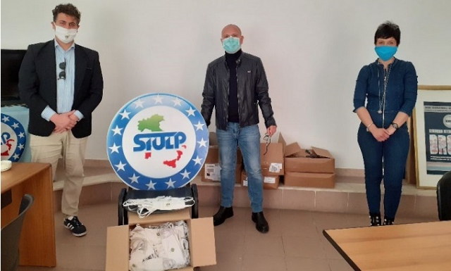 Siracusa, le prime 100 mascherine in dono al Siulp per i poliziotti in servizio