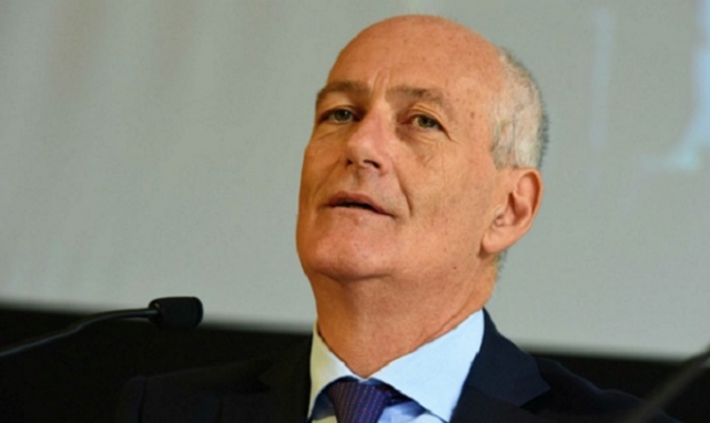 Divieto di assembramenti, circolare del capo della Polizia Gabrielli ai Questori