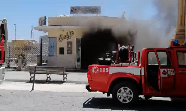 Noto, a fuoco un bar in centro: sul posto i Vigili del fuoco