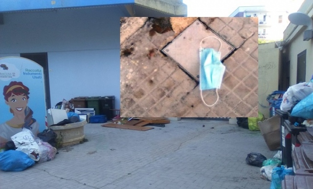 La Fase 2 a Siracusa tra vecchi e nuovi rifiuti in strada. Nelle Contrade Marine arriva un compattatore per il ritiro degli sfalci