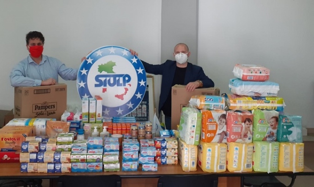 Siracusa, il Siulp dona prodotti per bambini alla Consulta Civica