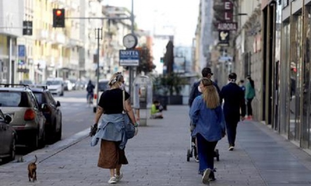 Fase 2, ok a visite a parenti, ma non ad amici. No a seconde case