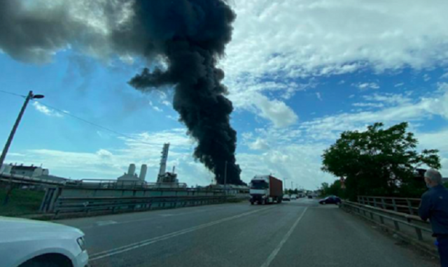 Marghera, esplosione in una ditta chimica: 2 feriti