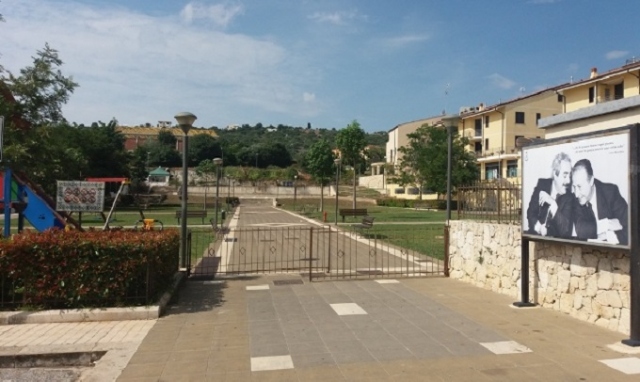 Canicattini Bagni, Giornata della legalità: corona d'alloro davanti la stele di piazza Borsellino