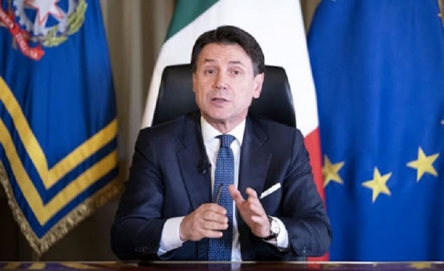 Fase 2, Conte alle imprese: "Non vogliamo prolungare il lockdown"