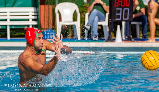 Siracusa, il portiere Stefano Tempesti con i colori dell'Ortigia per atri 4 anni