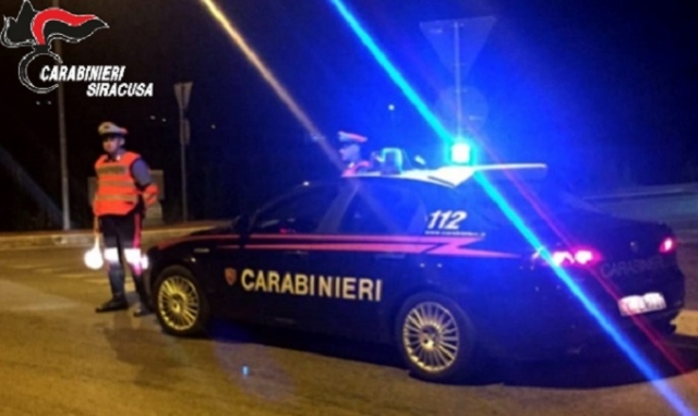 Carabinieri controllo viabilità