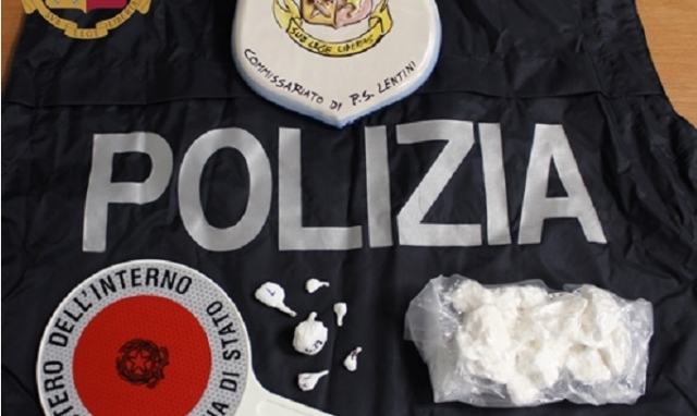 Lentini, 29enne incensurata con oltre 170 grammi di cocaina: arrestata