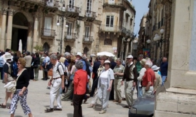 Turisti-ortigia_1