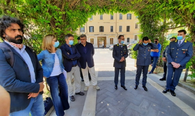 Siracusa, operazione "Black trash": arrestati 3 imprenditori e un dirigente del Libero Consorzio